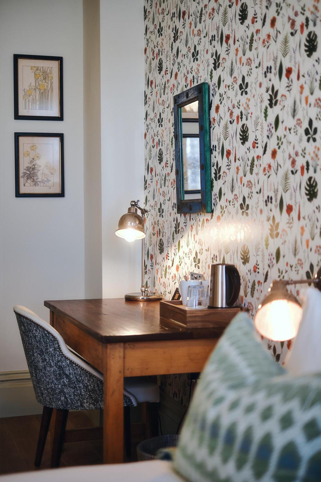 The Black Lion Pub & Boutique Gasthof 3*